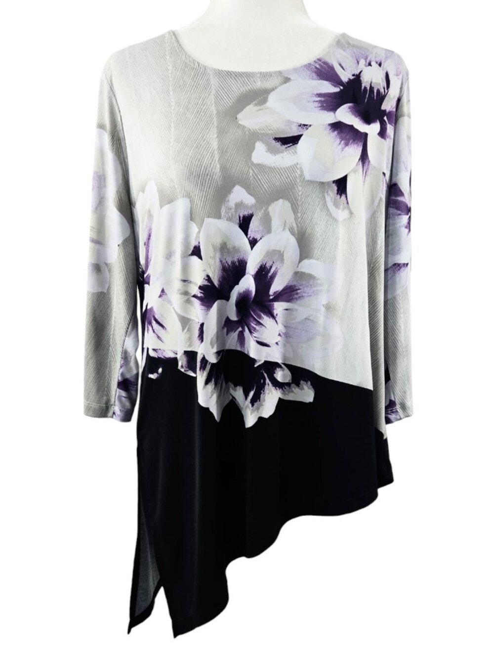 Chico's Gray Purple Black Floral Liquid Knit Asymmetrical Hem Top Stretch Artsy
